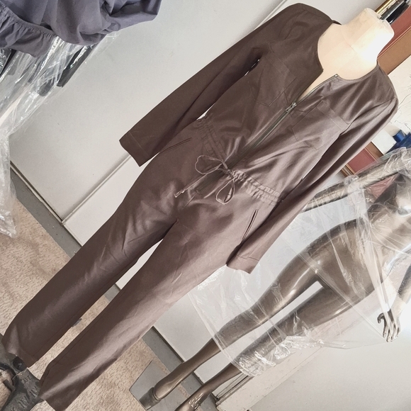 Olive green cotton flight jumpsuit - Picture 1 of 5